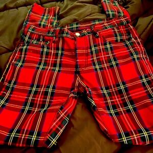MNML red buttton fly pants. Women’s size 31